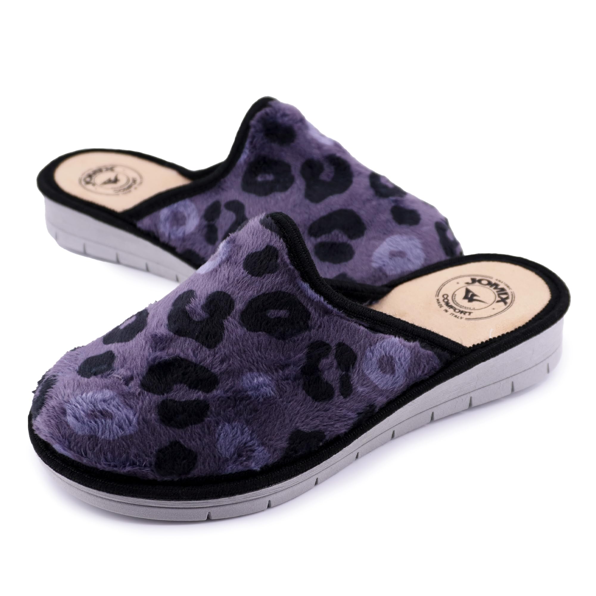 JOMIX Hausschuhe Damen Winter Pantoffeln Gefüttert Rutschfest Leicht Bequem Hüttenschuhe Weich Geschlossen mit Herzmuster Made in Italy