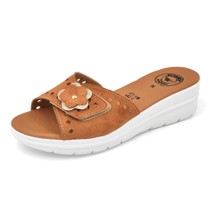 JOMIX Damen Pantoffeln mit Klettverschluss Leder Sandalen Sommer Plateau Pantoletten Keilabsatz Rutschfest Schlappen