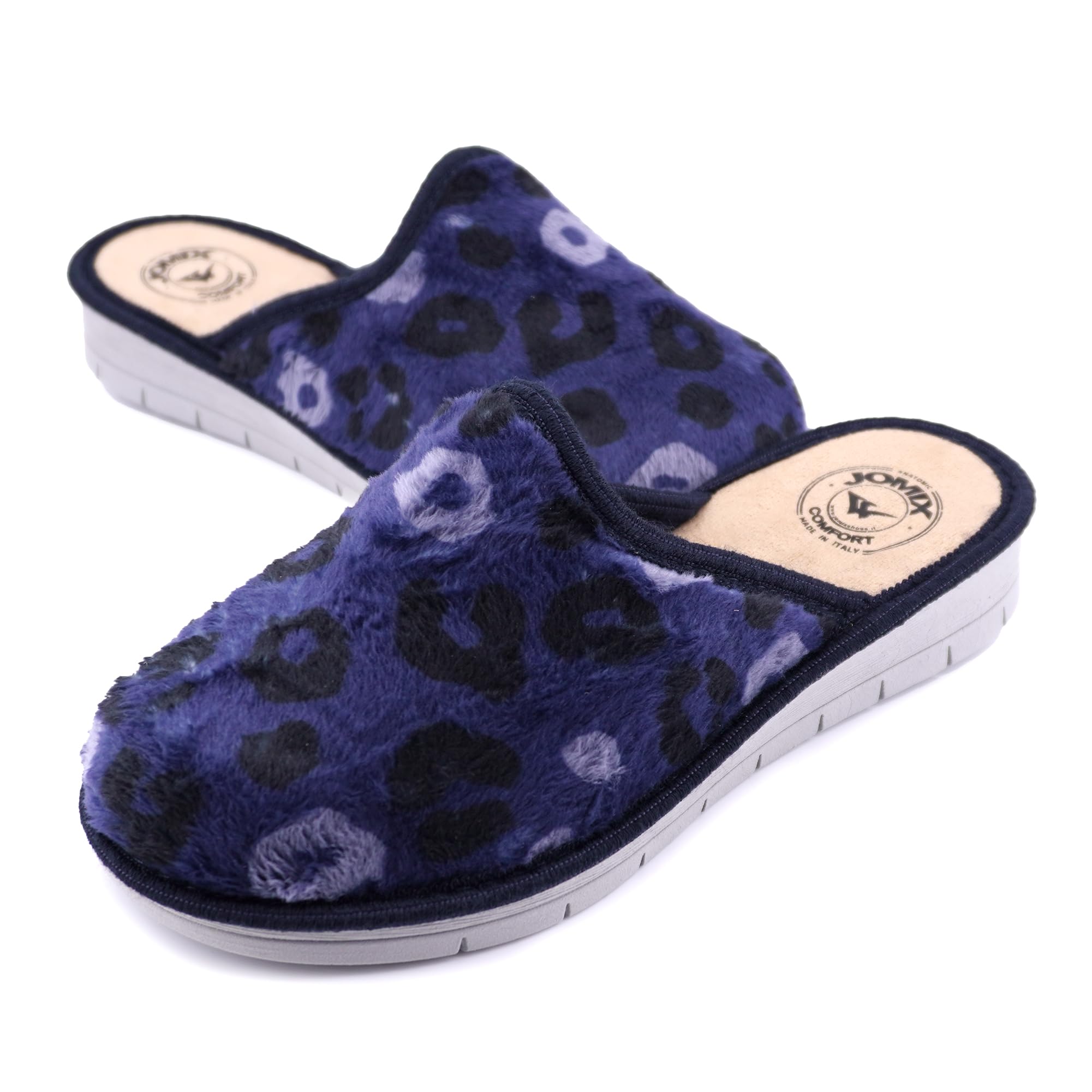 JOMIX Hausschuhe Damen Winter Pantoffeln Gefüttert Rutschfest Leicht Bequem Hüttenschuhe Weich Geschlossen mit Herzmuster Made in Italy