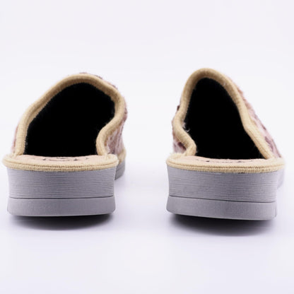 JOMIX Hausschuhe Damen Winter Pantoffeln Gefüttert Rutschfest Leicht Bequem Hüttenschuhe Weich Geschlossen mit Herzmuster Made in Italy