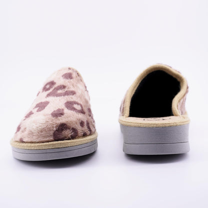 JOMIX Hausschuhe Damen Winter Pantoffeln Gefüttert Rutschfest Leicht Bequem Hüttenschuhe Weich Geschlossen mit Herzmuster Made in Italy