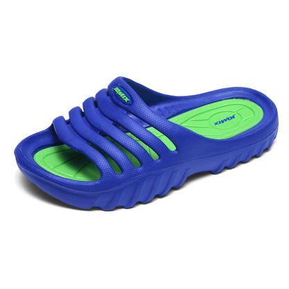 JOMIX Kinder Schlappen Jungen und Mädchen Sommer Bunte Dinosaurier Sandalen Weiche Badelatschen Badeschlappen Schwimmbad Meer Strand